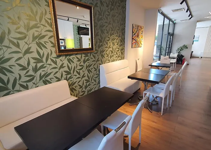 Hemingway ブカレスト