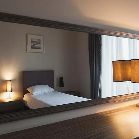 فندق Hemingway بوخارست