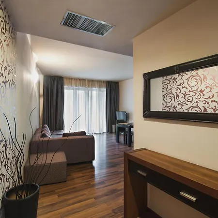 Hotel Hemingway Boekarest