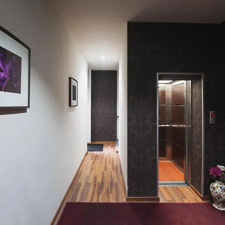 Hotel Hemingway Boekarest