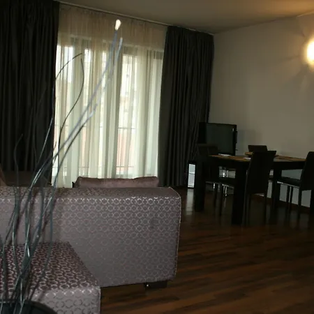 Hotel Hemingway Boekarest