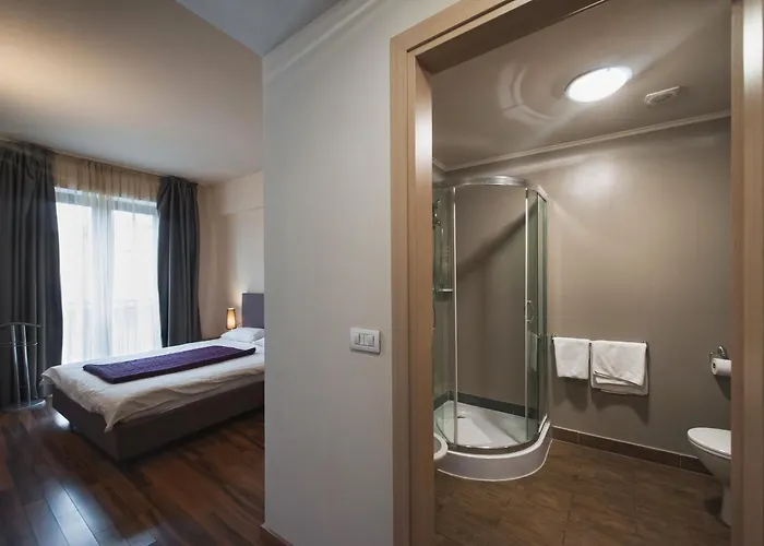 Hemingway 3* Bukarest