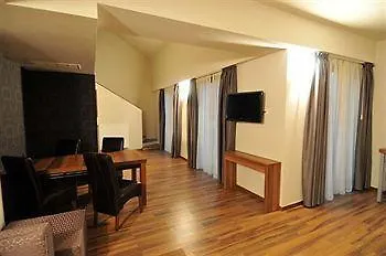 Hemingway Hotel Bukarest